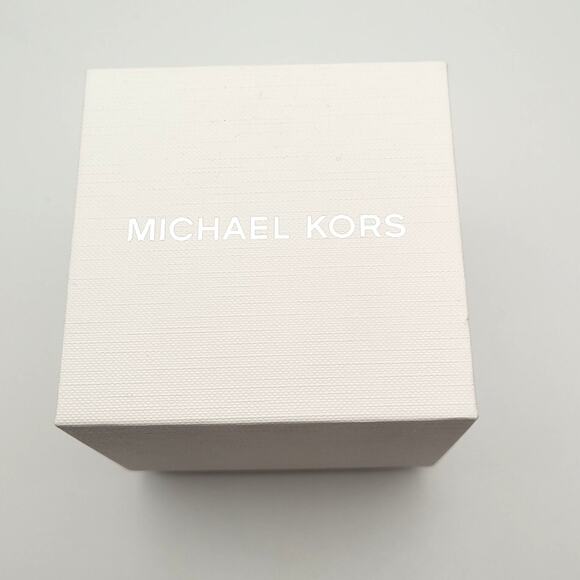 New Michael Kors MK5865 Women's Parker Rose Gold-Tone MK Logo Dial Watch - Picture 1 of 8
